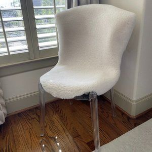 White Faux Fur Sheepskin Rug